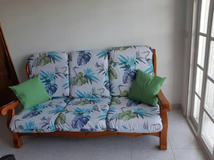 ブエウApartamento Con Terraza Y Vistas Al Marアパートメント エクステリア 写真